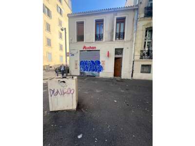Cession droit au bail Locaux commerciaux - Boutiques à Marseille 5e