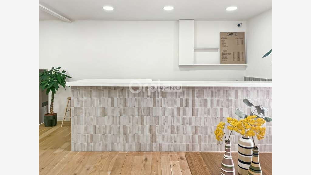 Cède local d'exception de 90m² à Marseille 13006