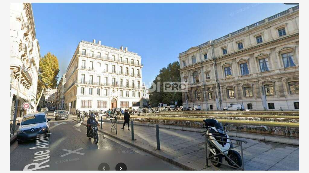 Local commercial à louer à Marseille Préfecture 