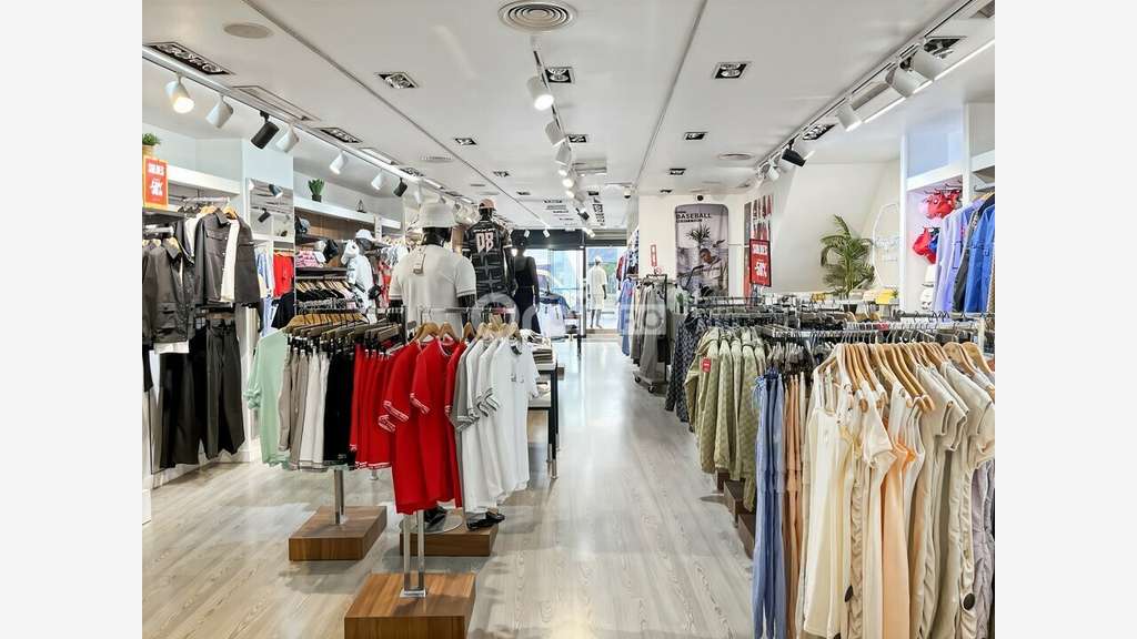 MARSEILLE - LOCAL COMMERCIAL à louer