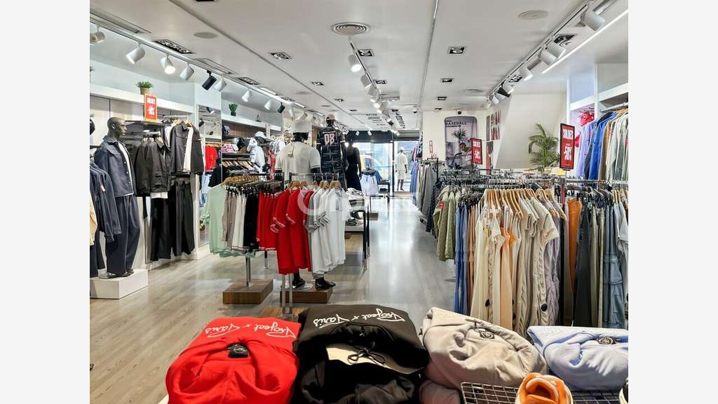 MARSEILLE - LOCAL COMMERCIAL à louer