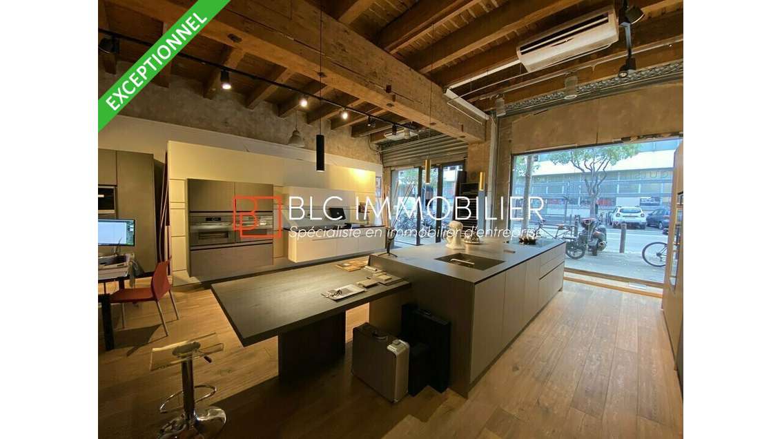 A louer local 130m² Marseille 7e Bd de la Corderie