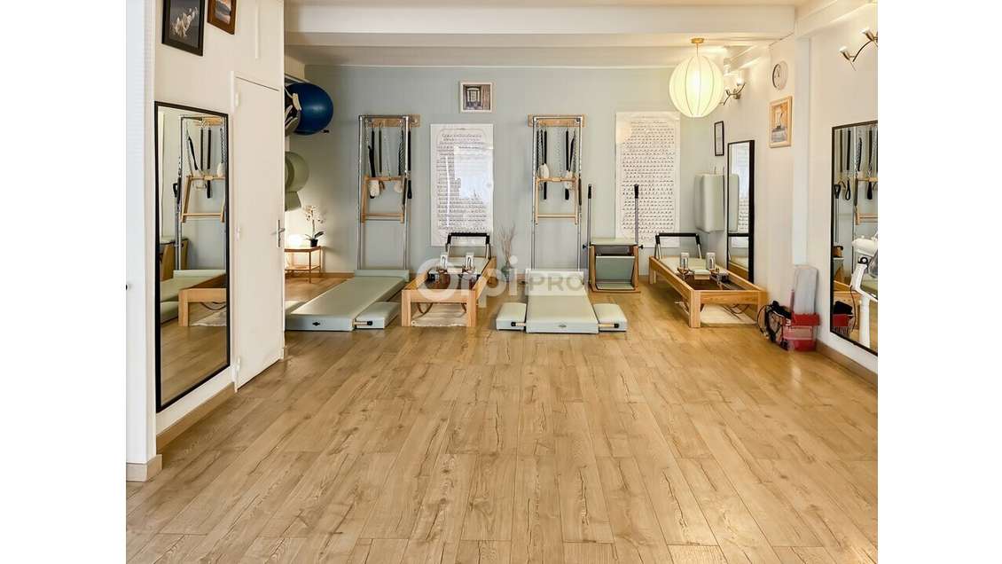 Local commercial de 60m² à céder à Marseille 13007