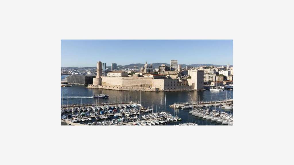 DAB restaurant équipement complet à Marseille 8e