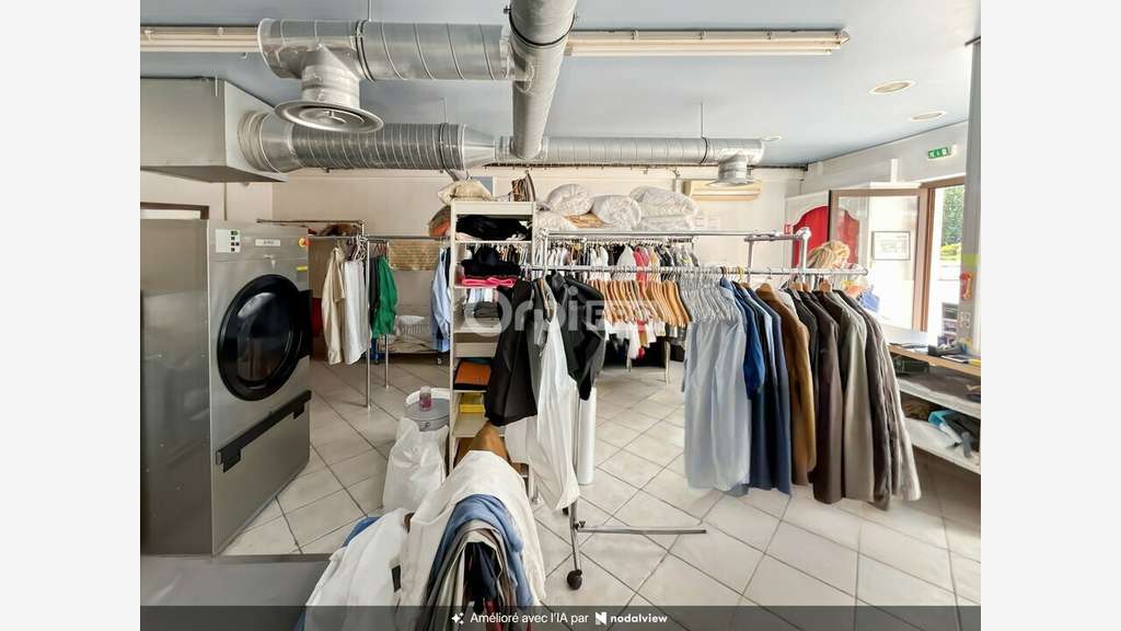 MARSEILLE - LOCAL COMMERCIAL à louer