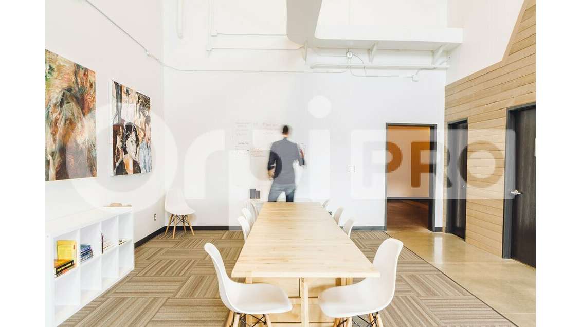 Nouveauté droit au bail local 100m² à Mées