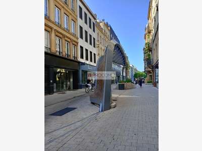 Local commercial de 70m² à céder à Metz centre