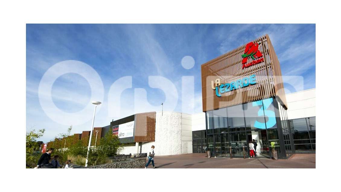 Local commercial de 228m² à céder à Montivilliers