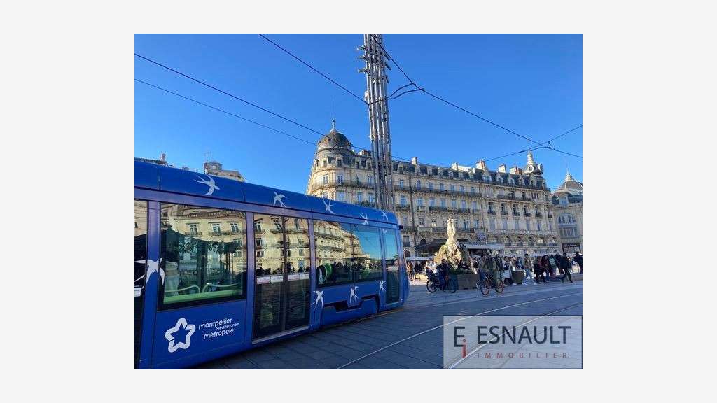 Boutique d'angle 105m² à céder à Montpellier
