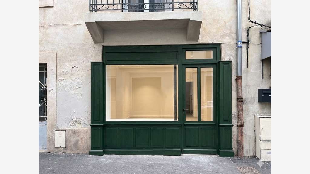 Pas de porte local commercial Montpellier