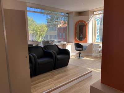 A LOUER SALON DE COIFFURE DE 90M² MOUANS SARTOUX