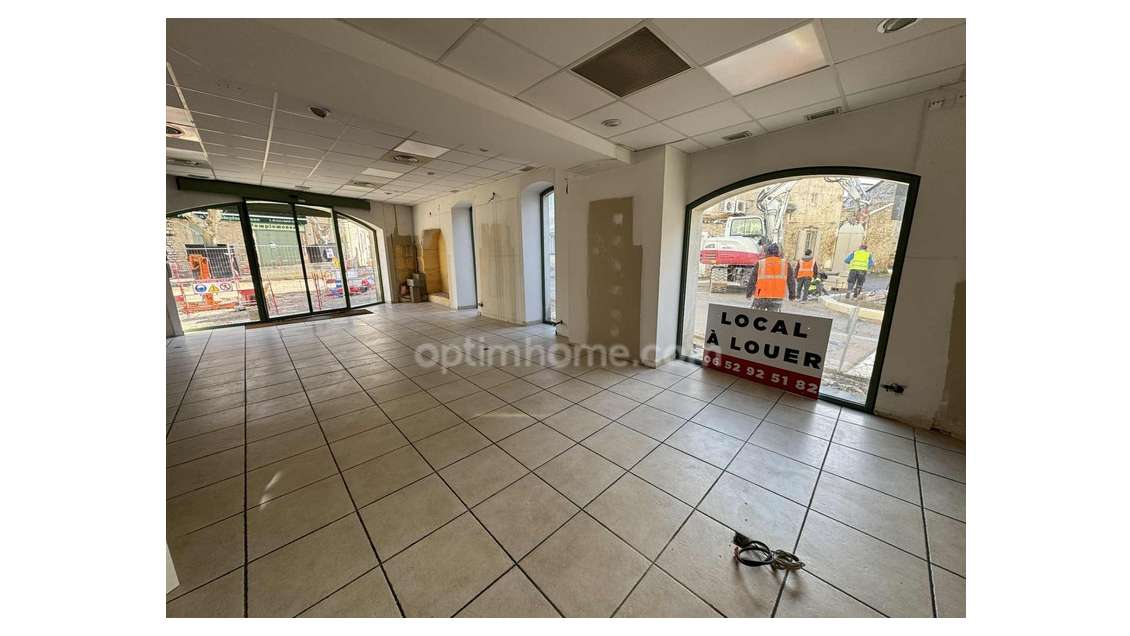 Bail à céder local commercial 110m² à Mouriès