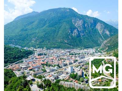 Cession droit au bail Locaux commerciaux - Boutiques à Moûtiers