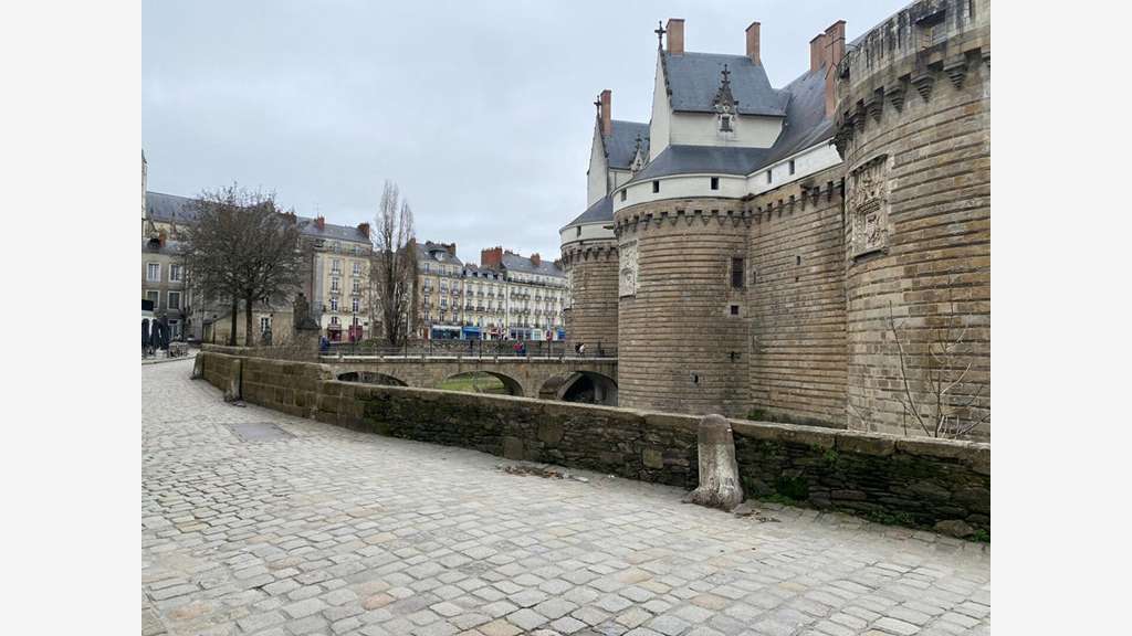 Bail à céder 50m² proche Château des Ducs à Nantes