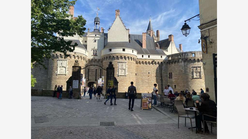 Bail à céder 50m² proche Château des Ducs à Nantes