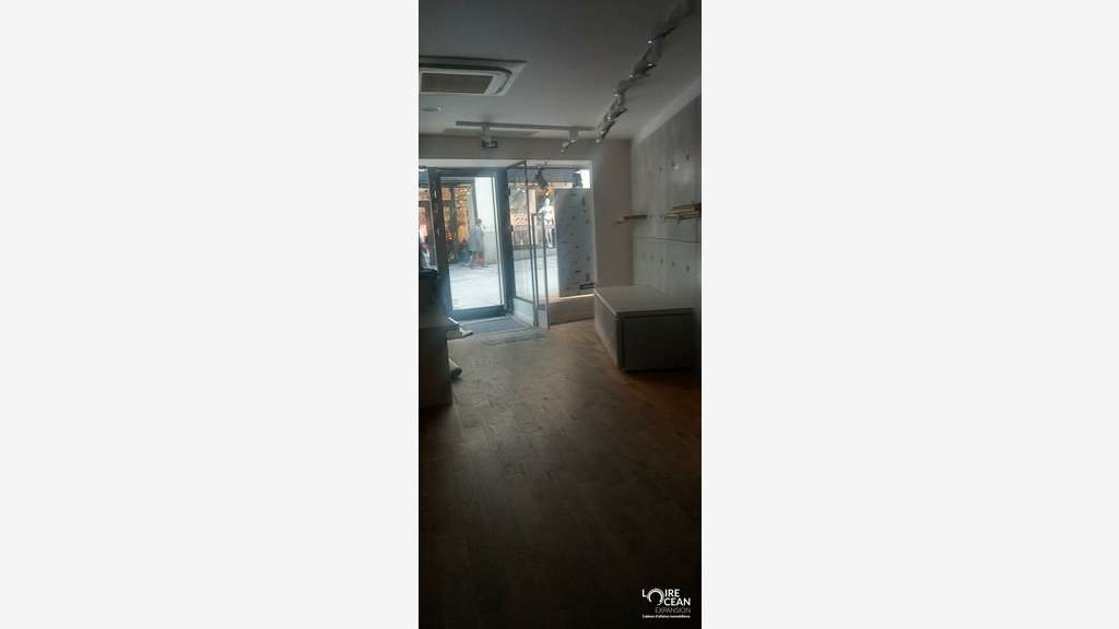 Local commercial de 80m² à céder à Nantes centre