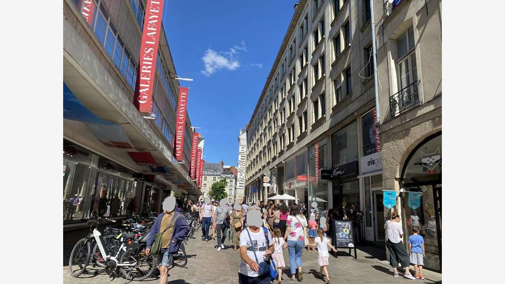 Bail à céder 65m² emplacement N°1 à Nantes Decré
