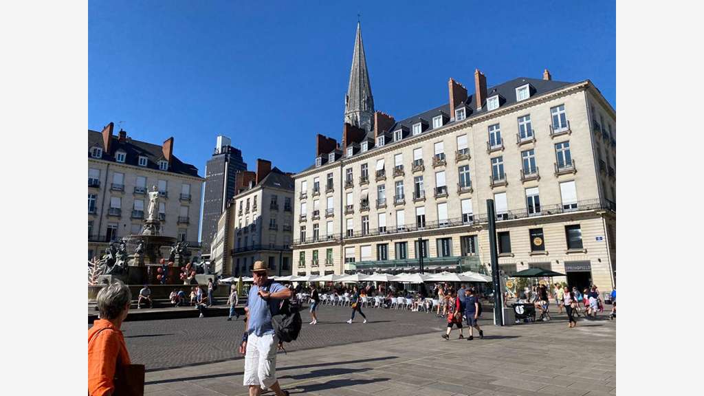 Bail à céder local commercial 350m² Nantes centre