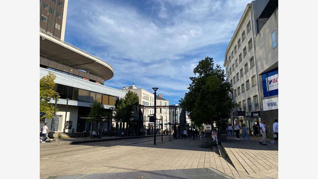 Bail à céder local de charme 61m² Nantes Jaurès