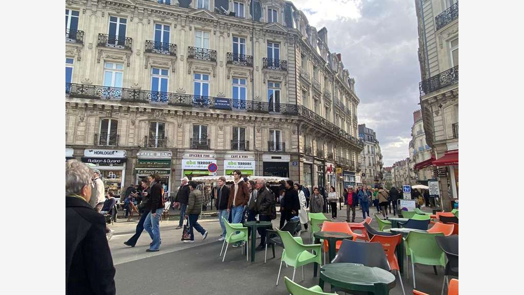 44000 NANTES - BAIL A CEDER SAINT PIERRE 20 M² -