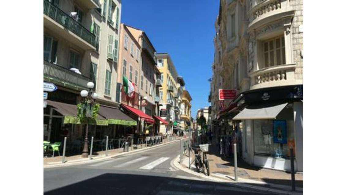 A vendre droit au bail 100m² rue de France à Nice