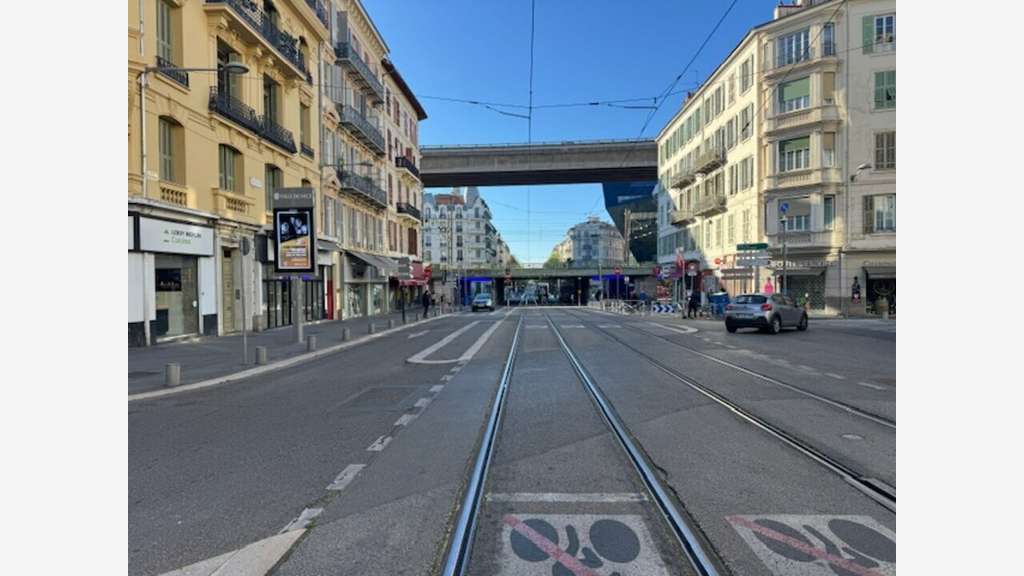 Droit au bail local 62m² à Nice Malausséna