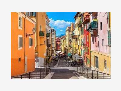 A céder droit au bail 47m² dans le Vieux Nice