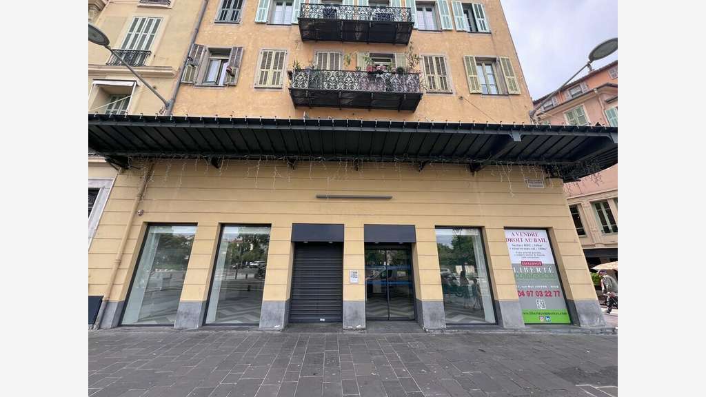 A vendre droit au bail 95m² dans le Vieux Nice