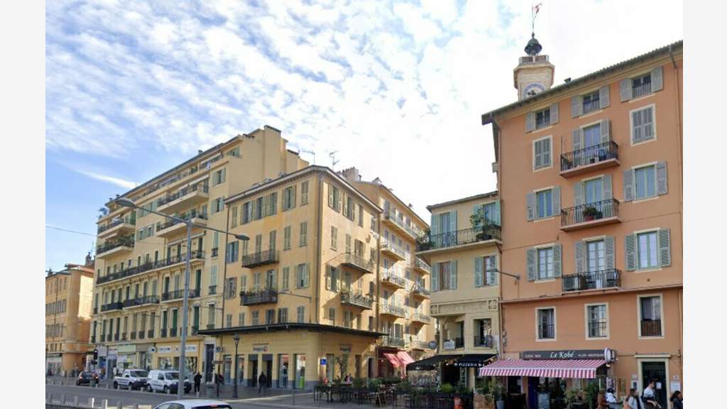 A vendre droit au bail 95m² dans le Vieux Nice