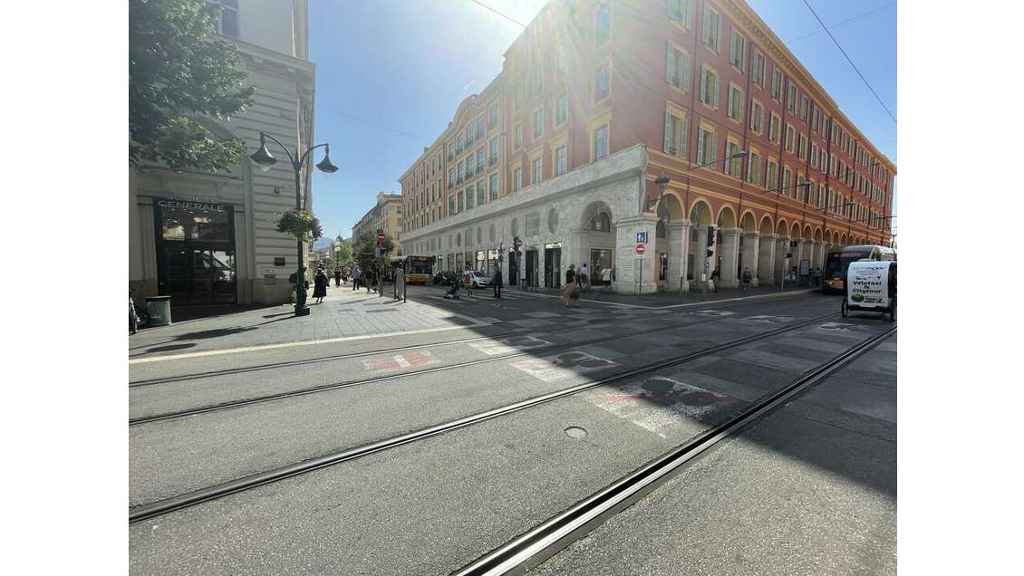 Droit au bail coeur 80m² en centre ville Nice
