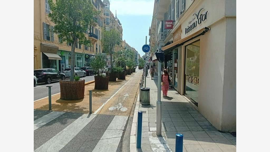 A vendre droit au bail 83m² Nice Hôtel des Postes