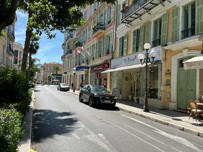 Cession droit au bail Locaux commerciaux - Boutiques à Nice