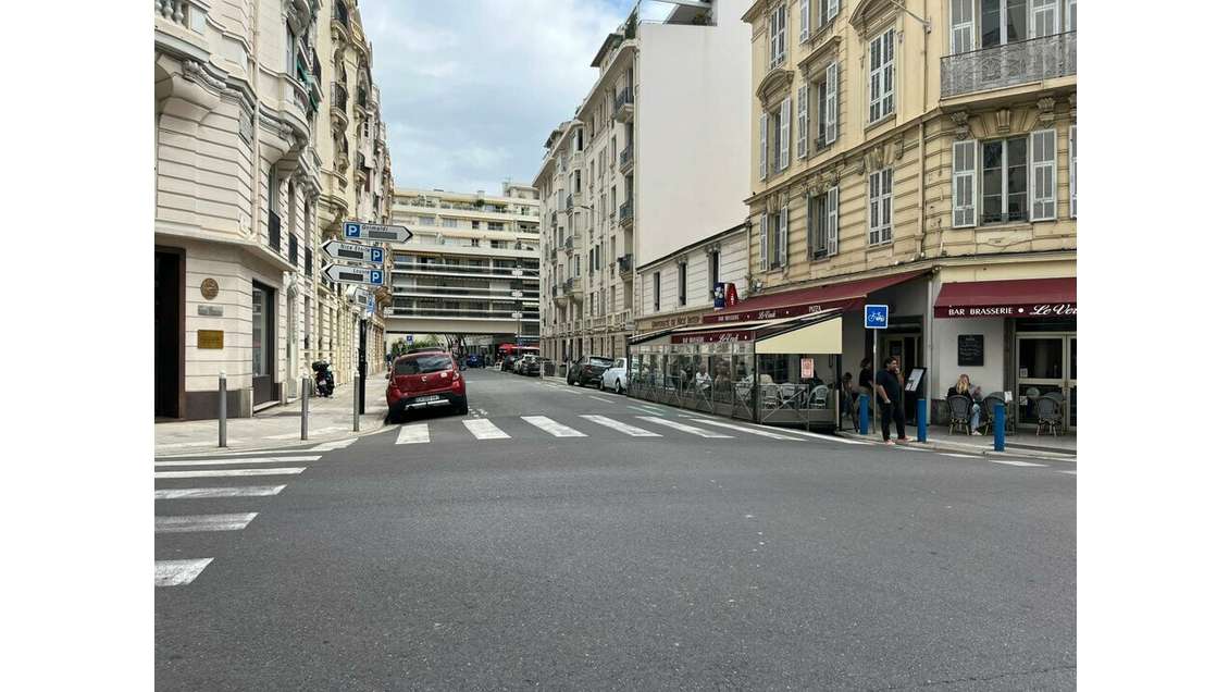 Local commercial de 195m² à céder à Nice Musiciens