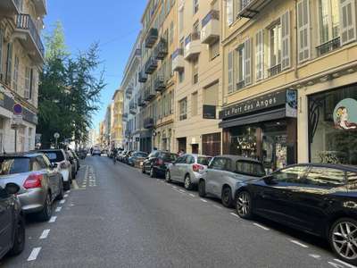 Cession droit au bail Locaux commerciaux - Boutiques à Nice