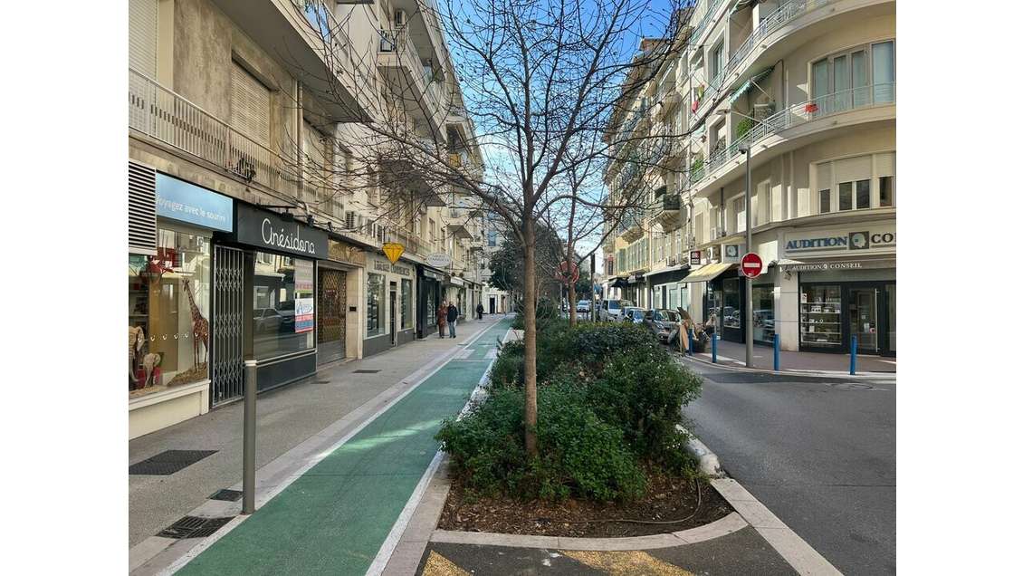 Local commercial restaurant 25m² à céder à Nice