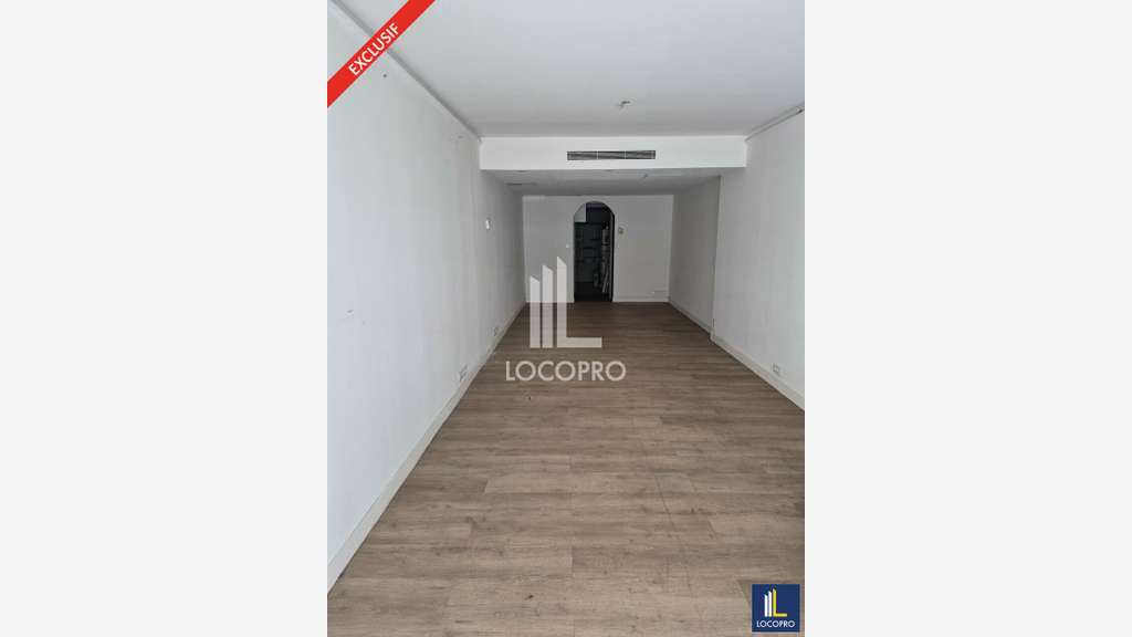 Cession DAB local commercial 45m² à Nice