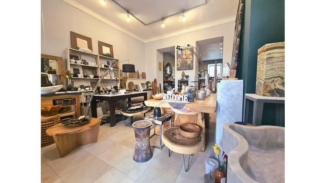 Local 80m² à louer à Nice Hôtel des Postes