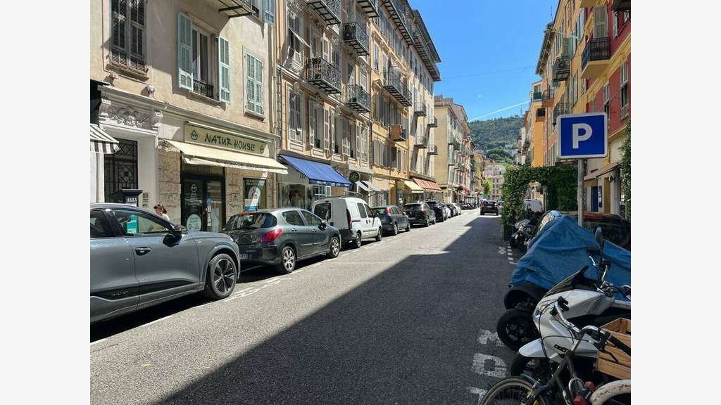 Droit au bail 67m² quartier du Port de Nice