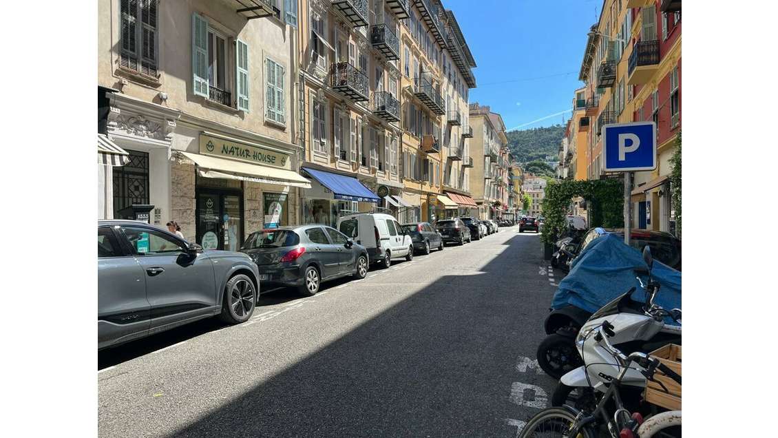 A VENDRE DROIT AU BAIL QUARTIER DU PORT DE NICE