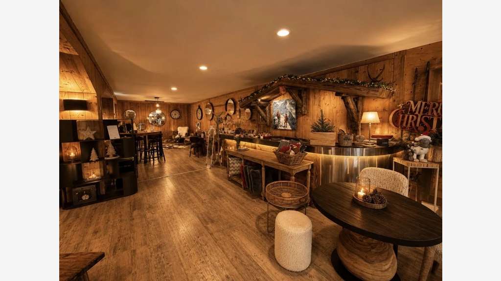 Cède magasin décoration 350m² en station d'Auron
