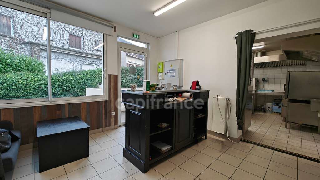Local / Laboratoire / Bureau / Restaurant : Bail