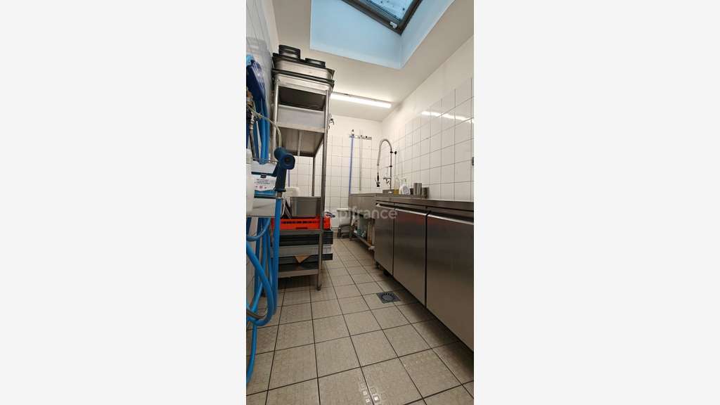 Local / Laboratoire / Bureau / Restaurant : Bail