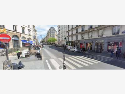 Boutique 139m² emplacement n°1 rue Lafayette 75010