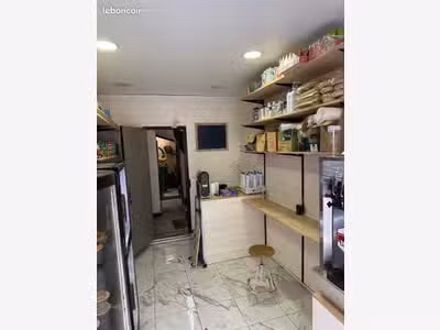 Local épicerie 15m² à céder Paris 17e