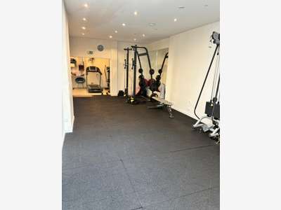 DAB local 63m² sur cour salle de sport 75019 paris
