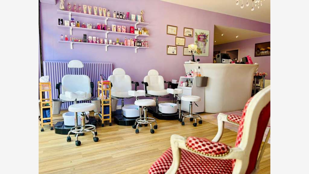 Cède droit au bail local de 325m² à Paris 75020