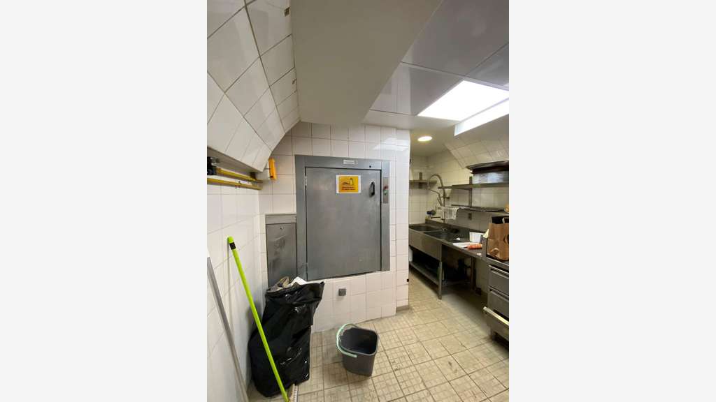Cession de DAB local 156m² empl N°1 Paris Châtelet
