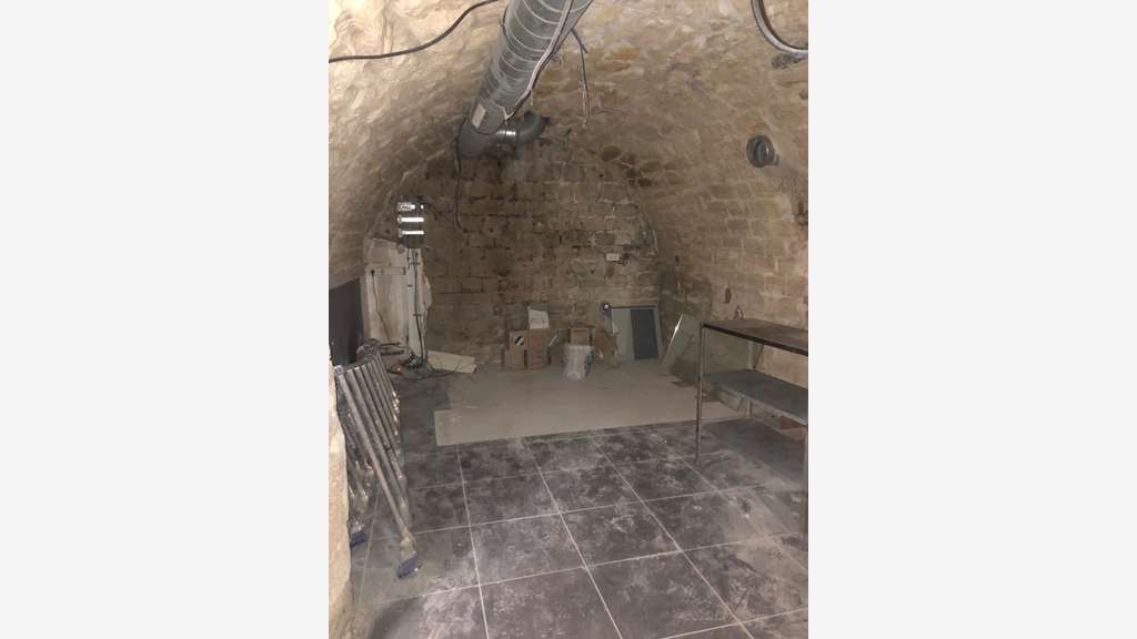 Cession de DAB local 156m² empl N°1 Paris Châtelet