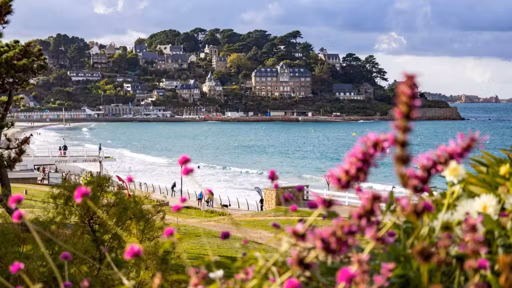 A vendre droit au bail 50m² centre Perros-Guirec