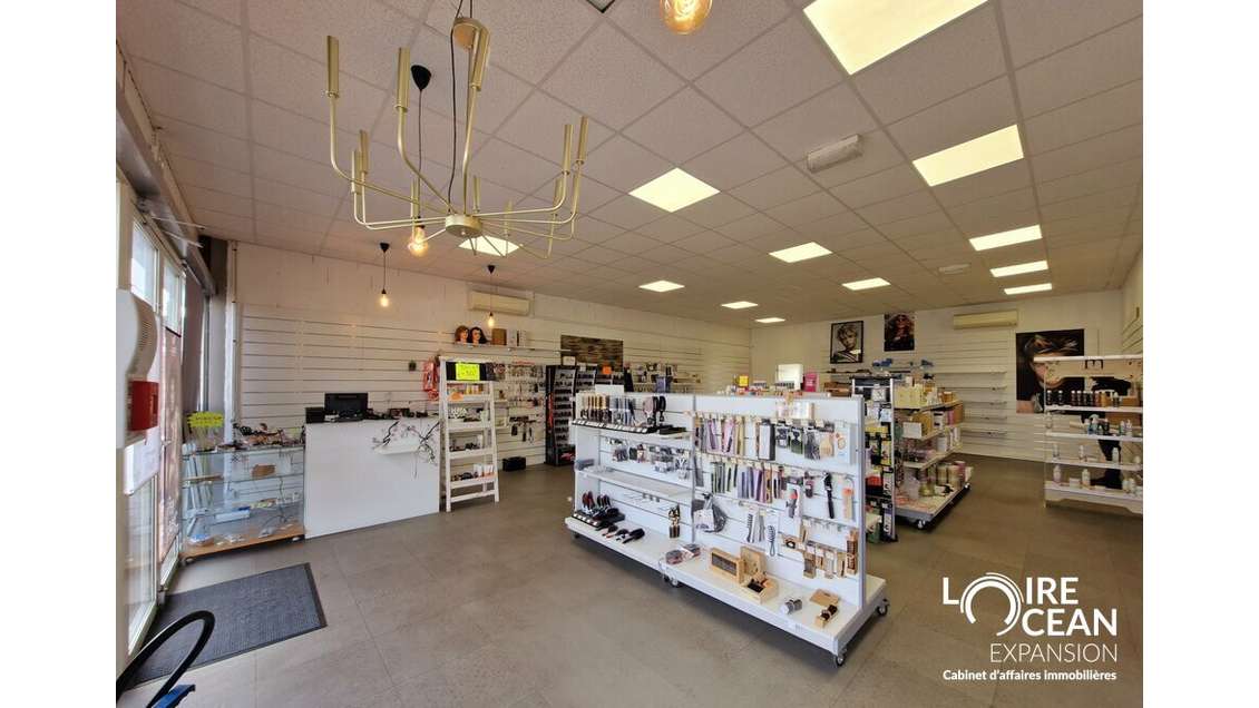 Local commercial 119m² à louer Zone Ouest Pornic